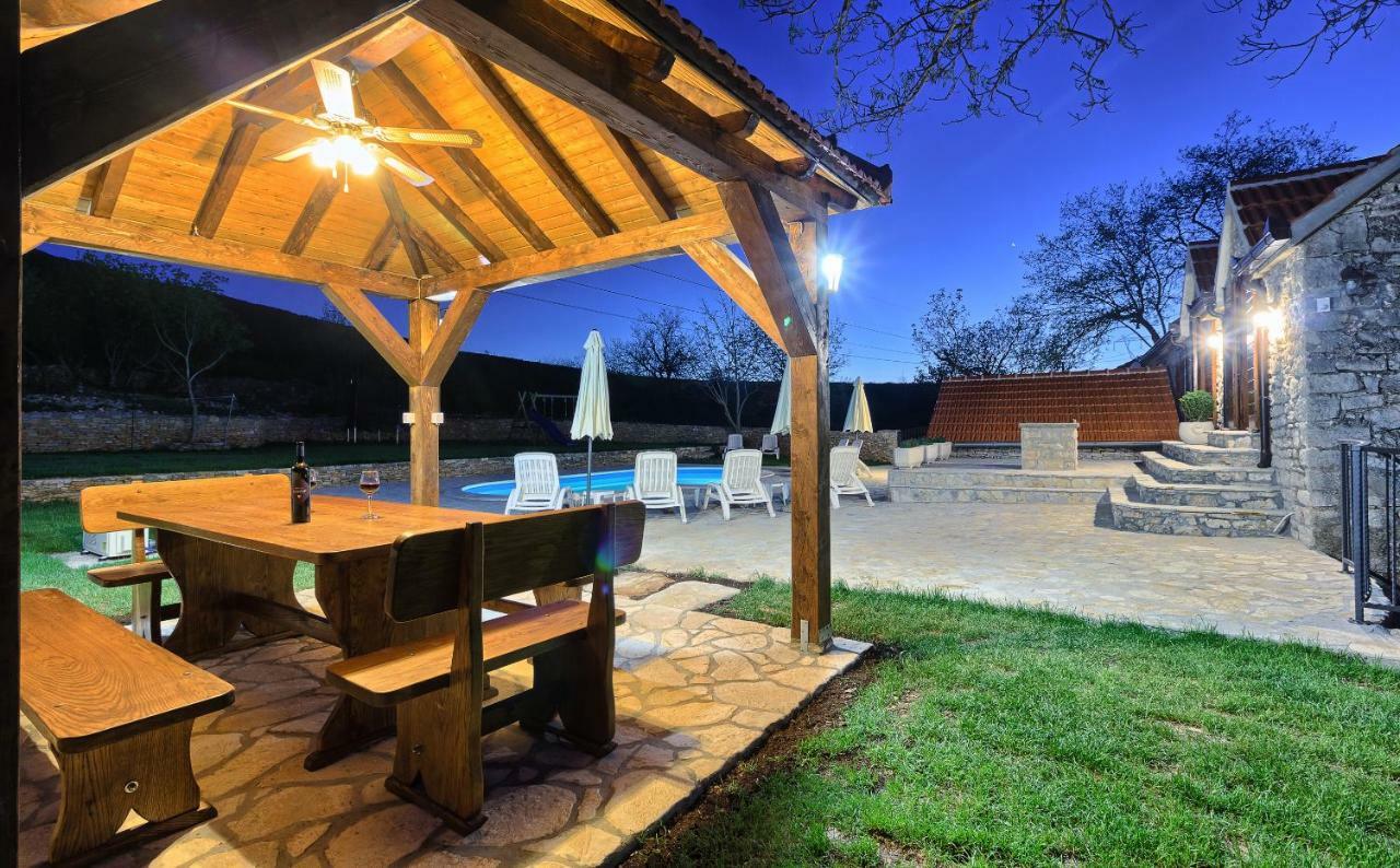 Dalmatia Stone House - Heated Pool Pensionat Biorine Eksteriør billede
